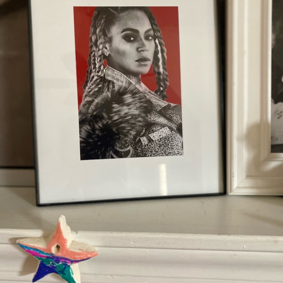 Photo print of Beyonce in 8x10 frame - Picture 4 of 4